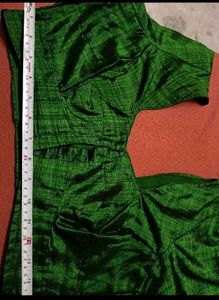 Gently Used - Vibrant Green SilkBlouse - In Good