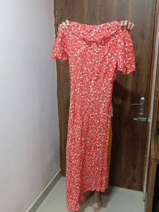 Flowy Floral slit Dress