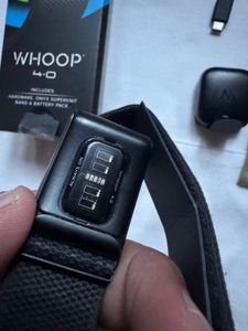 WHOOP 4.0 Fitness Band With All Accessories