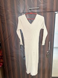 Ribbed V-Neck Midi Dress