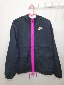 Nike Windbreaker womans Jacket