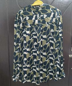 Stylish Abstract Print Button-Up Shirt
