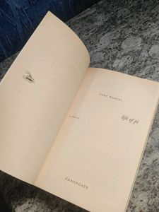 Life Of Pie Yann Martel WINNER OF THE MAN BOOKER PRIZE 2002