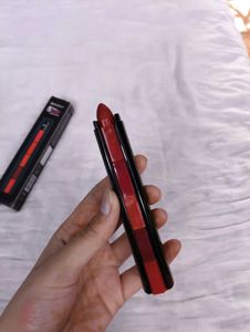Huda Queen 5 Steps Matte Lipstick
