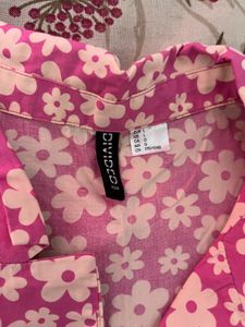 H&amp;M Pink Floral Button-Up Shirt