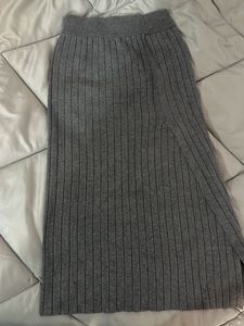 Woolen Formal skirt💕