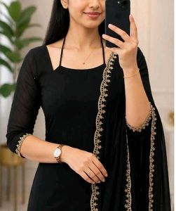 CREPE BLACK EMBROIDERY SUIT