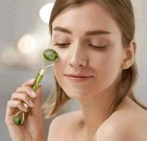 Jade Facial Roller