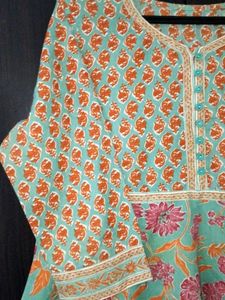 Women Anarkali Kurti