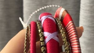 junk jewellery/ bohemian stackable bangles
