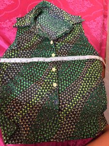 Vintage Green Floral Sleeveless Shirt