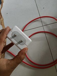 oneplus Fast Charger with Red Cable