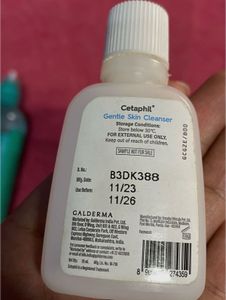 Cetaphil Cleanser &amp; Sample