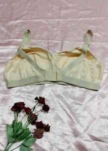Comfortable cream Bra