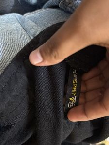 Black Joggers with "Los Angeles" Print