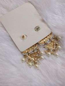 Moti Earings