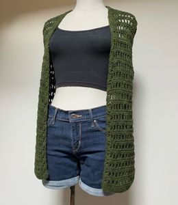 Olive Green Crochet Sleeveless Shrug 🫒