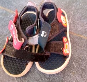 Cute Kids Sandals.set 2