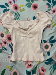 V neck White Puff Sleeve Ruched Top