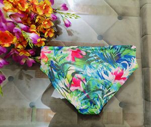 🎀Tropical Print High-Waist Bikini Bottom🎀