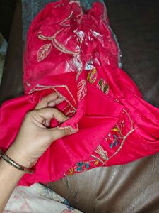 Embroidered pink Kurta set