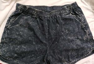 Stylish Acid Wash Denim Shorts