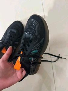 Stylish Black Sneakers (size 40)