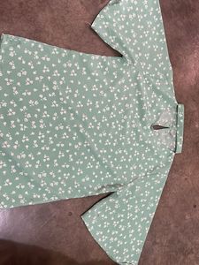 Floral Print Bell Sleeve Top