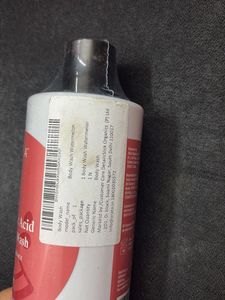 Arata 1% Salicylic Acid Body Wash