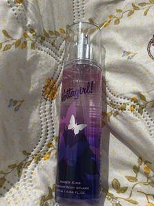 Wattagirl! Amber Kiss Fragrant Body Splash