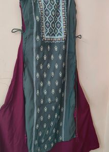 Avaasa Brand Kurti