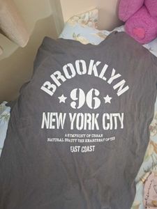 Brooklyn Graphic T-shirt