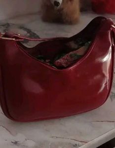 Shiny Red Hobo Bag🥹❤️‍🔥
