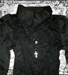 Gothic full sleeve detailed lace top