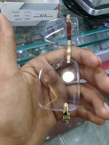 Elegant Rimless Glasses with Gold Accents