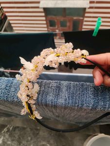 Exquisite Beaded Floral Hairband