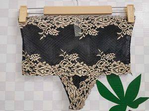 (1300)Floral Lace Thong Panty