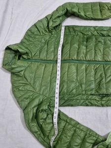 UCB Lightweight Puffer Jacket + Levi's Jeans Combo