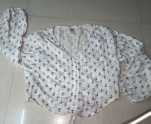 white V neck cropped adjustable string top