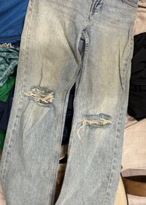 Vintage Wash Distressed Wide Leg Jeans 💙