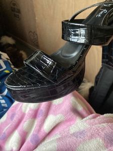 Platform Heels Black