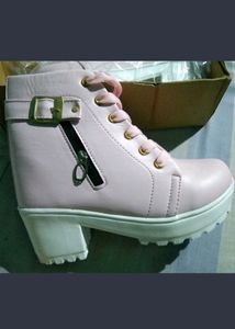 Women Boots