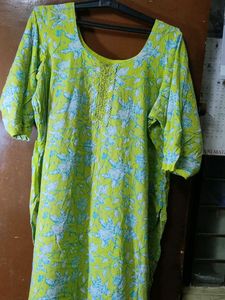 Green Floral Print Kurta with Embellished Neckline