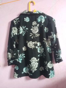 Black Floral Printed Top