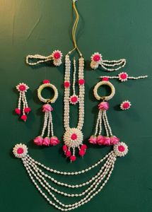 Floral Jewellery Set