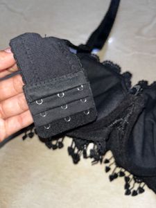 Luxury Lace bra NEW