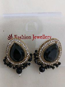 Elegant Black Stone Earrings