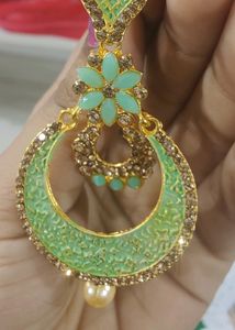 Earings For Women. Like New. Good Condition.