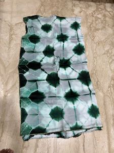 Stylish Tie-Dye Saree