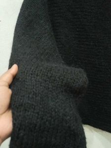 Black Knit Cropped Sweater